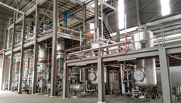 short path distillation plant